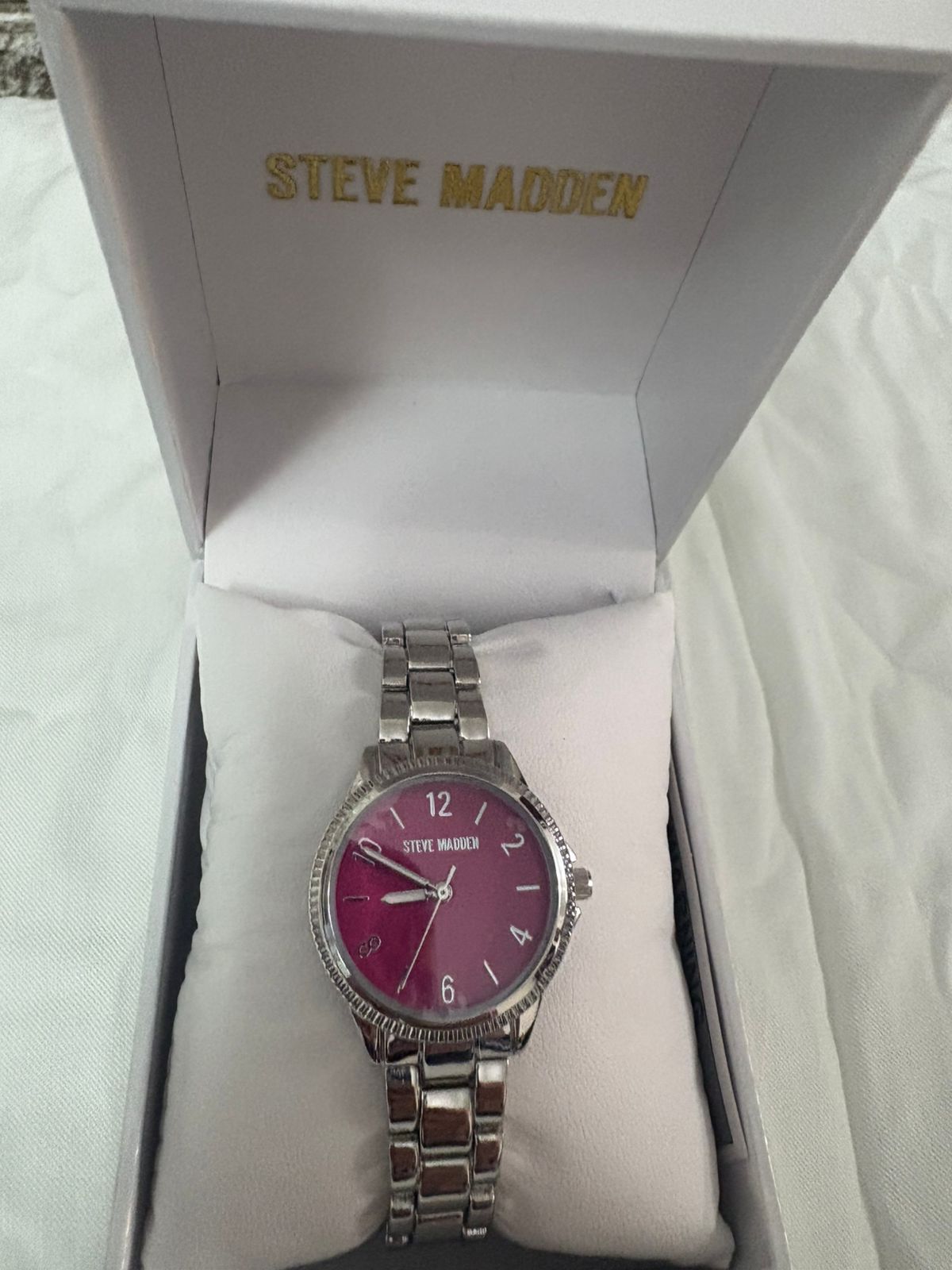Steve Madden Reloj Pulsera Plateado Dial Rosa