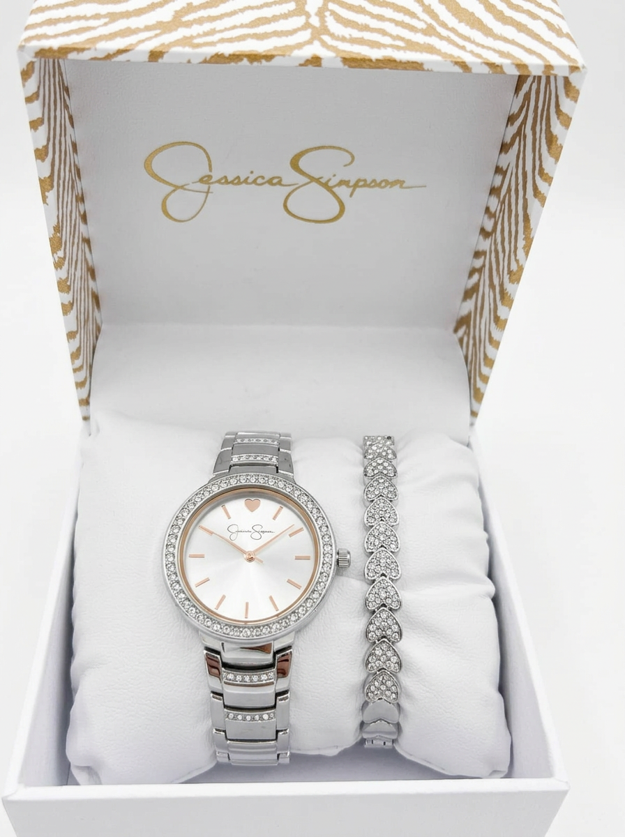 Jessica Simpson Set Reloj Plateado + Pulsera Corazones