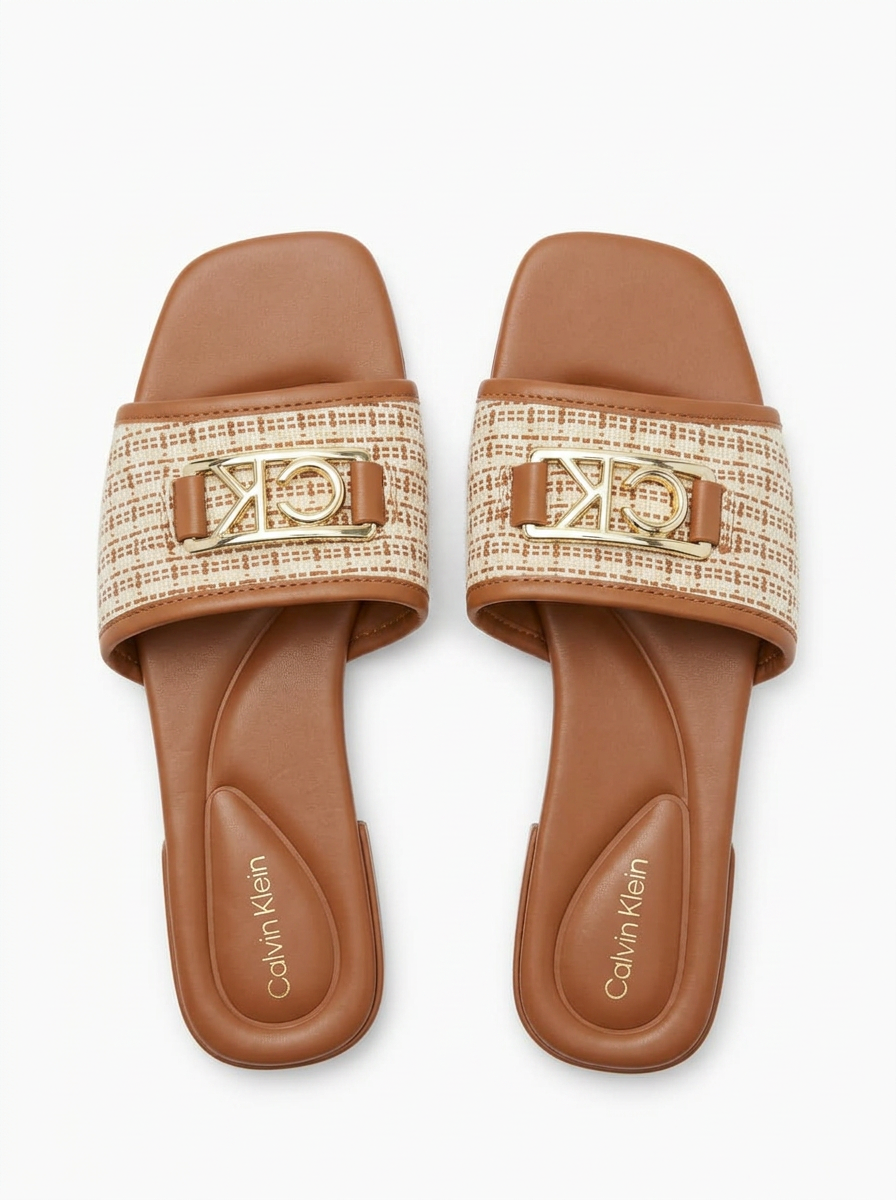 Calvin Klein Sandalia Slide Tweed Camel CK Gold