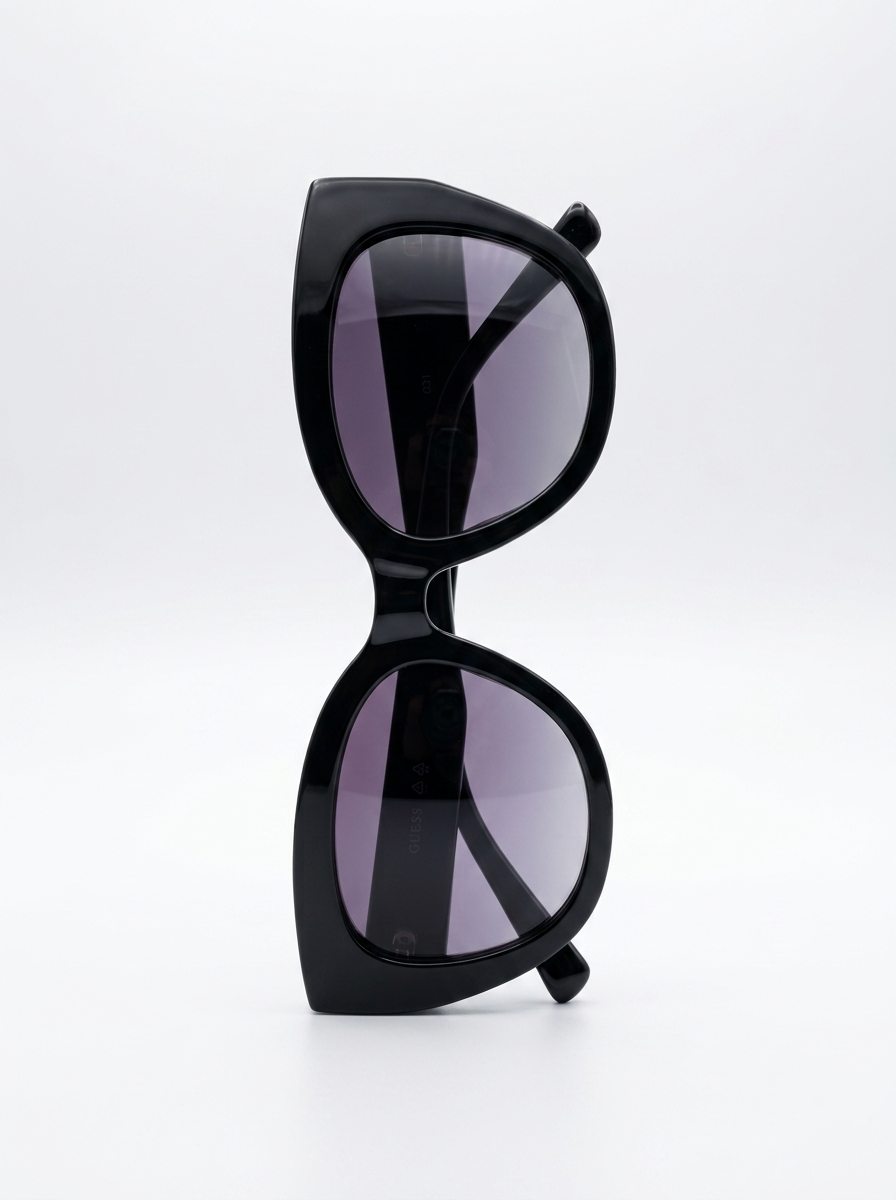 Guess Cat-Eye Oversized Negro