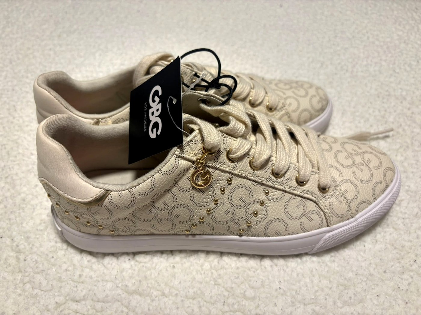 Zapatillas Guess Crema con Logo